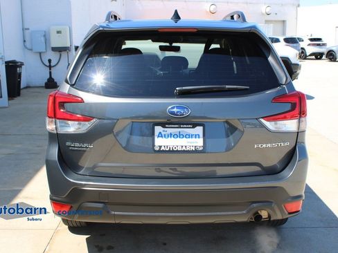 Certified 2024 Subaru Forester Premium AWD/4WD image 5