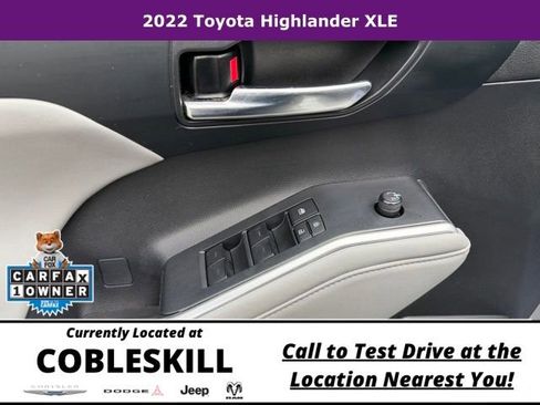 Used 2022 Toyota Highlander XLE AWD/4WD image 17
