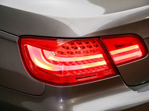 Used 2013 BMW 328i Convertible RWD image 12