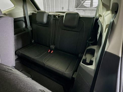 Used 2023 Volkswagen Tiguan SE FWD image 27