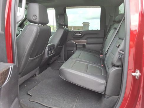 Used 2023 GMC Sierra 3500 Denali w/ Technology Package AWD/4WD image 11
