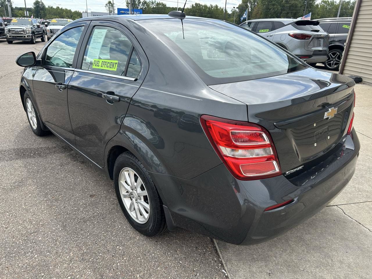 Used 2017 Chevrolet Sonic LT w/ Convenience Package FWD image 7