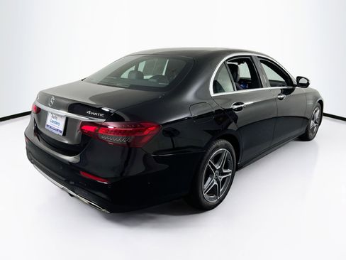 Used 2023 Mercedes-Benz E 350 4MATIC image 5