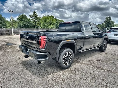 New 2026 GMC Sierra 2500 Denali Ultimate w/ Max Trailering Package AWD/4WD image 11