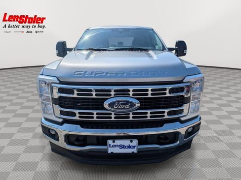 Used 2024 Ford F250 XLT AWD/4WD image 8