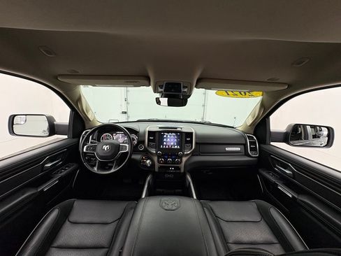 Used 2021 RAM 1500 Laramie AWD/4WD image 3