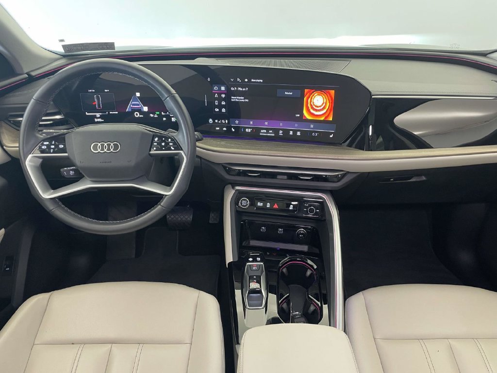 Certified 2025 Audi Q5 Premium w/ Convenience Package AWD/4WD image 26