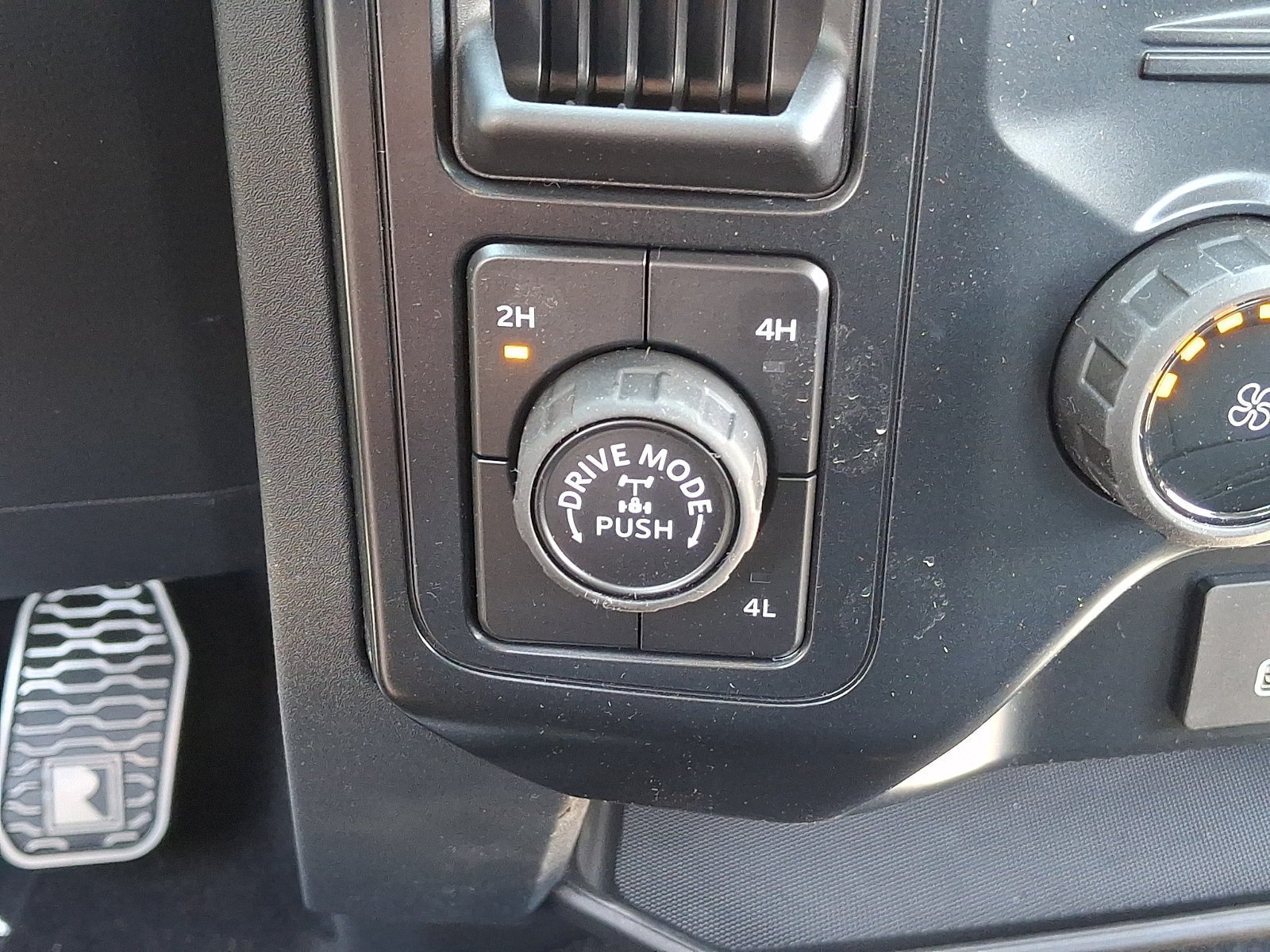 New 2026 Ford F150 XL AWD/4WD image 17