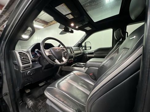 Used 2019 Ford F350 Platinum w/ Platinum Ultimate Package image 10