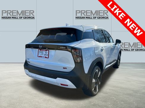 Certified 2025 Nissan Kicks SR image 5
