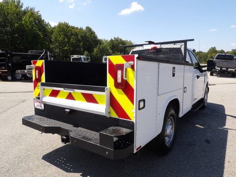 Used 2018 Ford F250 XL w/ Power Equipment Group RWD image 7