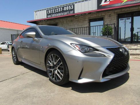 Used 2017 Lexus RC 200t F Sport RWD image 6