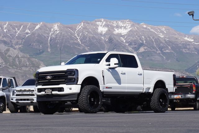 Used 2026 Ford F350 Platinum AWD/4WD image 3