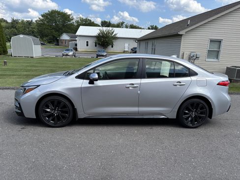Certified 2026 Toyota Corolla SE w/ SE Premium Package FWD image 7