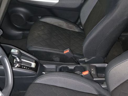 Used 2019 Nissan Kicks SV w/ Exterior Package FWD image 20