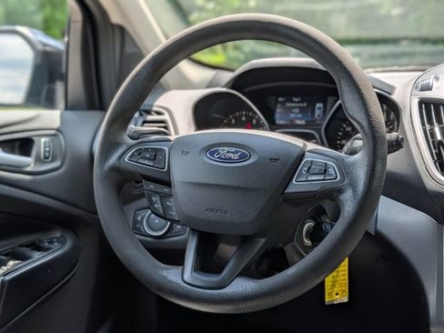 Used 2018 Ford Escape SE FWD image 15