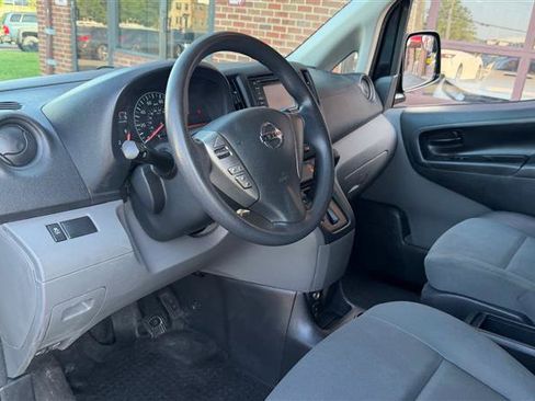 Used 2019 Nissan NV200 S FWD image 16