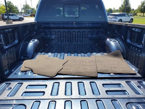 Used 2019 Ford F150 Lariat w/ Equipment Group 502A Luxury AWD/4WD image 38