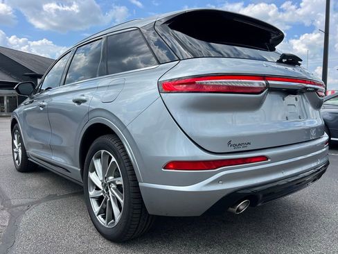 Used 2021 Lincoln Corsair Grand Touring image 5