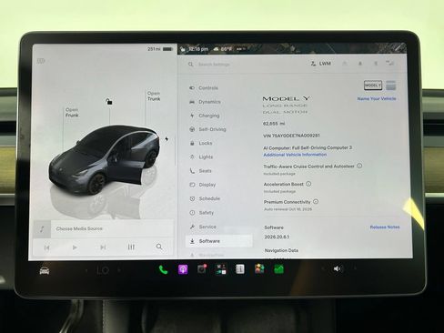 Used 2022 Tesla Model Y Long Range AWD/4WD image 22