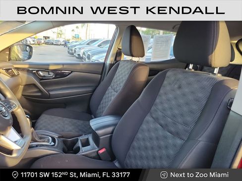 Used 2019 Nissan Rogue Sport SV image 8