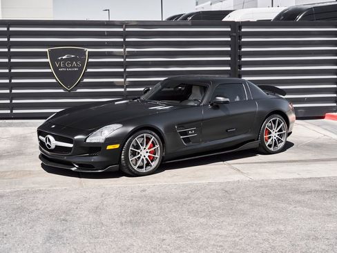Used 2012 Mercedes-Benz SLS AMG Coupe image 6