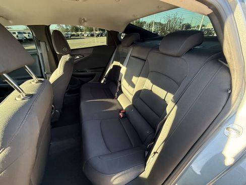 Used 2024 Chevrolet Malibu LT image 29