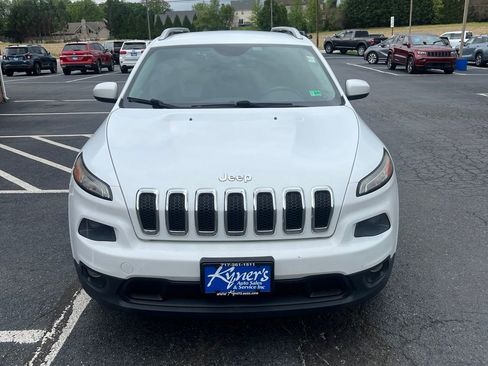 Used 2014 Jeep Cherokee Latitude w/ Comfort/Convenience Group AWD/4WD image 6