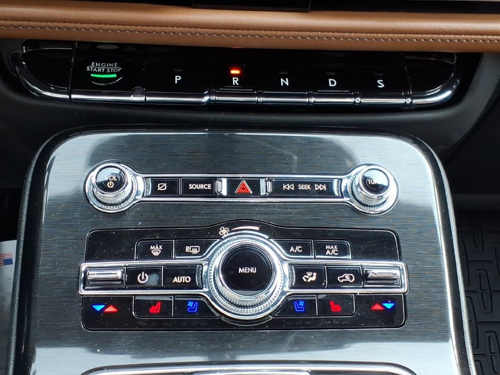 Certified 2023 Lincoln Nautilus Reserve AWD/4WD image 20