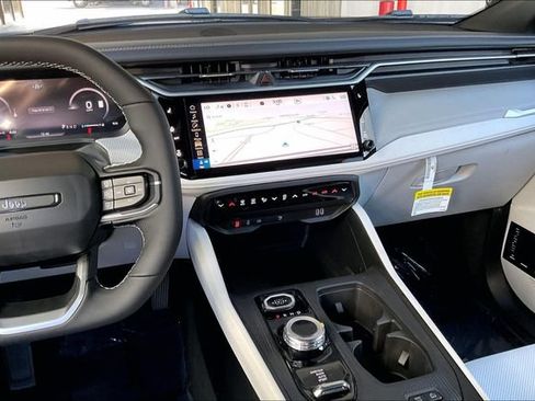 New 2026 Jeep Cherokee Limited AWD/4WD image 5