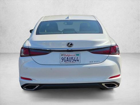 Used 2023 Lexus ES 350 w/ Premium Package FWD image 7