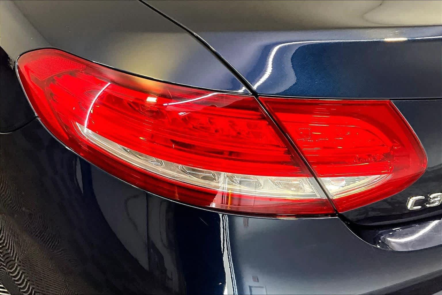 Used 2018 Mercedes-Benz C 300 4MATIC Cabriolet image 28