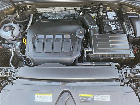 Certified 2025 Audi Q3 2.0T Premium Plus w/ Premium Plus Package AWD/4WD image 23