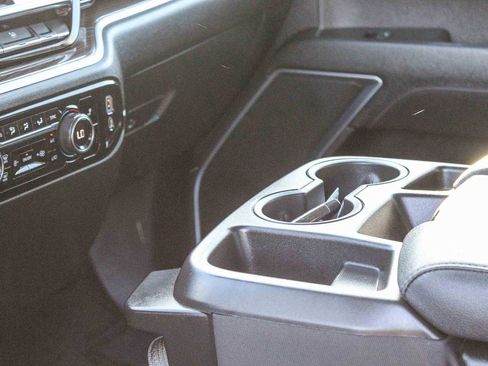 Used 2022 Chevrolet Silverado 1500 LT image 14