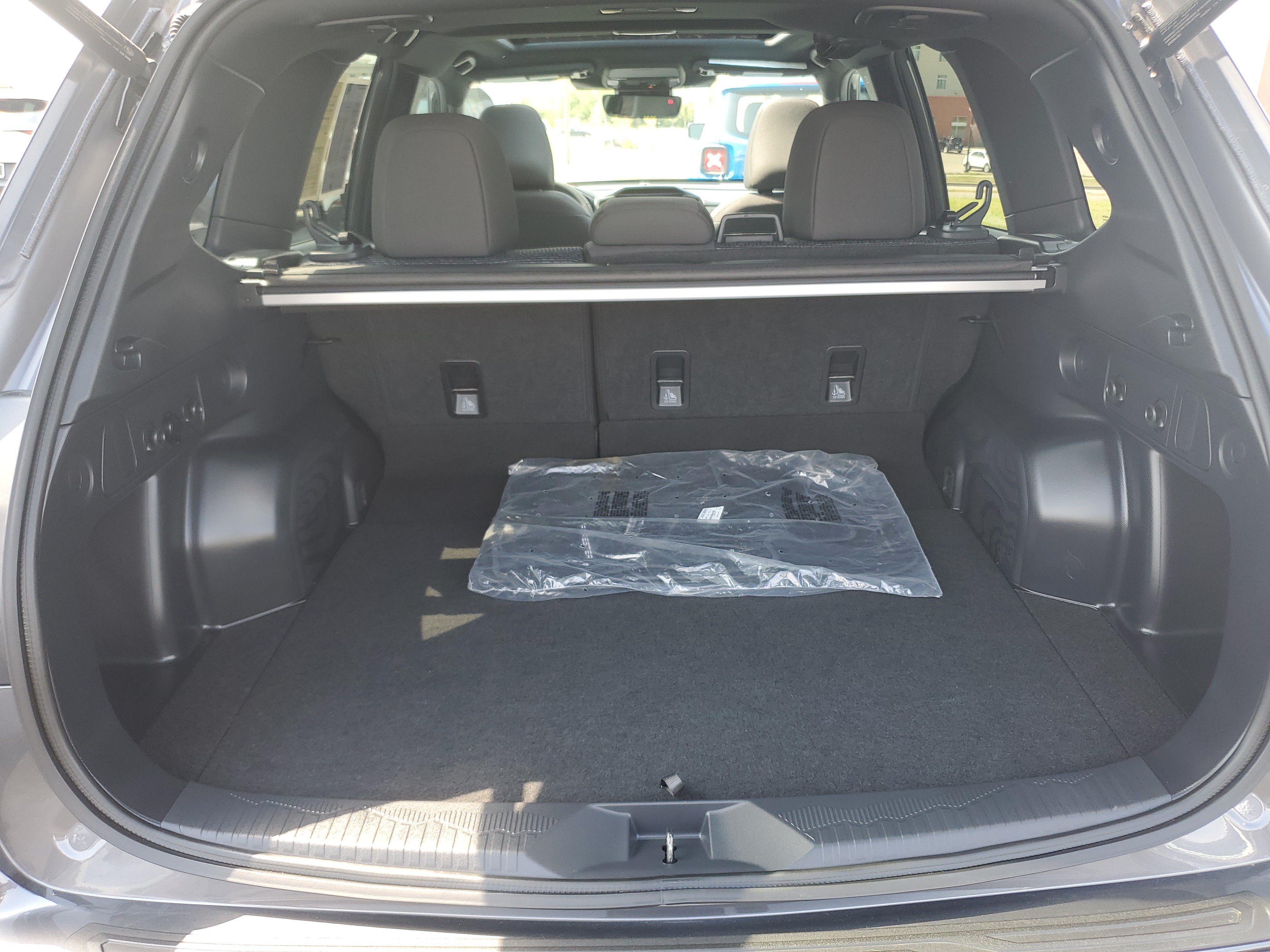 Certified 2026 Subaru Forester Premium w/ Base/Premium Plus Package AWD/4WD image 8