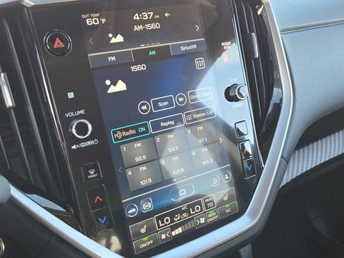 Used 2024 Subaru Ascent Premium w/ Convenience Package image 18