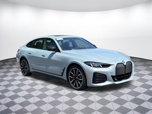 New 2026 BMW i4 eDrive40 w/ M Sport Package RWD image 7