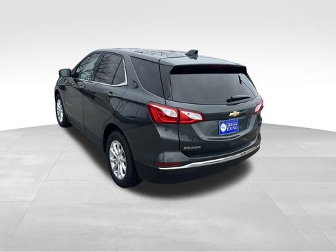 Used 2019 Chevrolet Equinox LT w/ Driver Convenience Package image 4