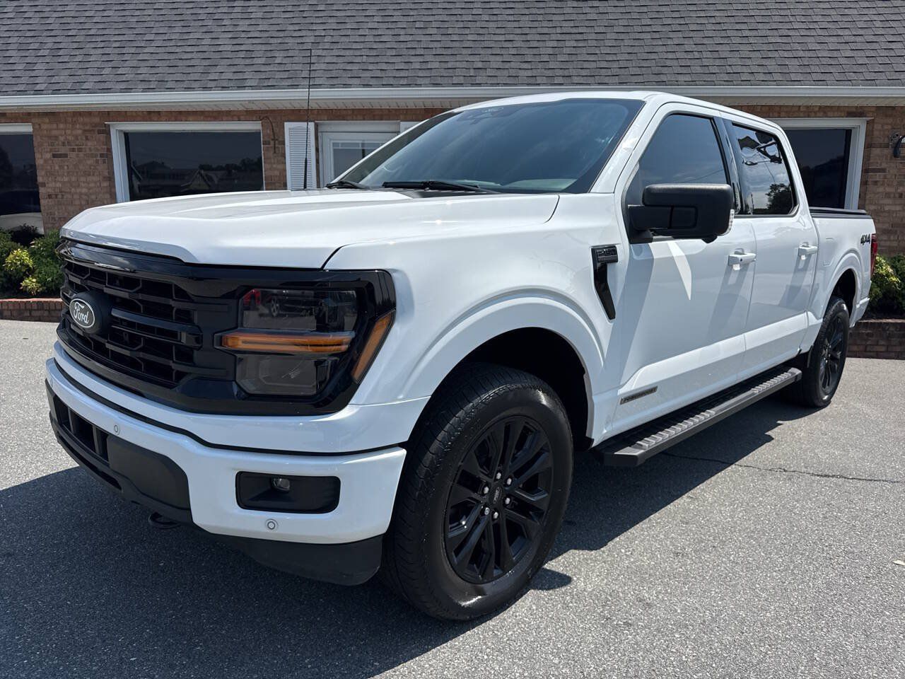 Used 2024 Ford F150 XLT w/ Equipment Group 303A High AWD/4WD image 5