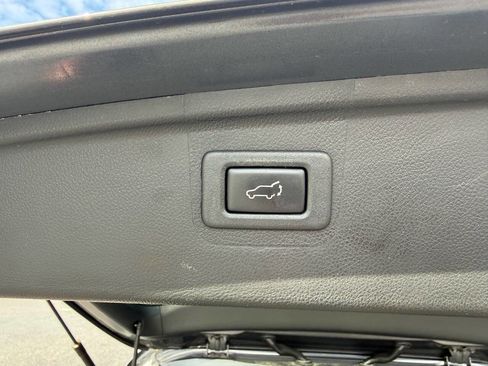 Used 2019 Subaru Outback 2.5i Limited image 13