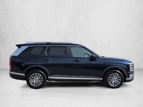 Used 2026 Hyundai Palisade SEL FWD image 4