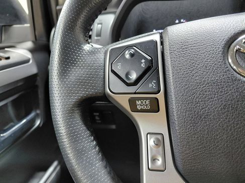 Used 2020 Toyota 4Runner SR5 image 34