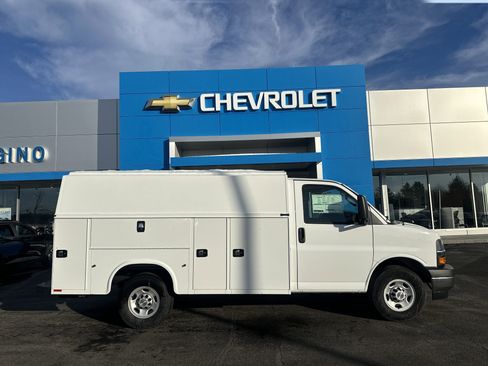 New 2025 Chevrolet Express 3500 w/ Power Convenience Package image 1
