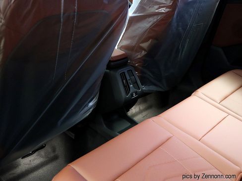 New 2026 BMW X1 xDrive28i w/ Convenience Package image 14