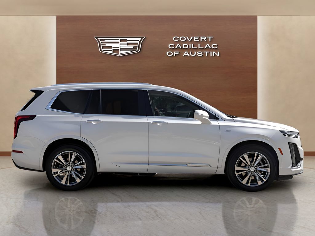 Used 2023 Cadillac XT6 Premium Luxury FWD image 5