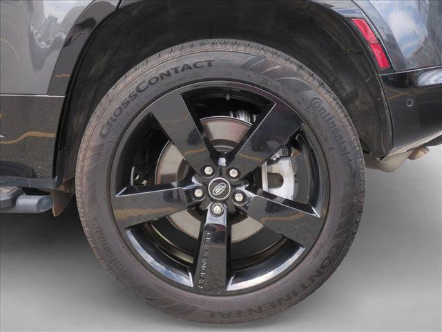 Certified 2025 Land Rover Defender 110 X-Dynamic SE AWD/4WD image 24