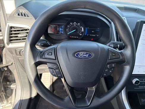 Used 2024 Ford Edge SE AWD/4WD image 12