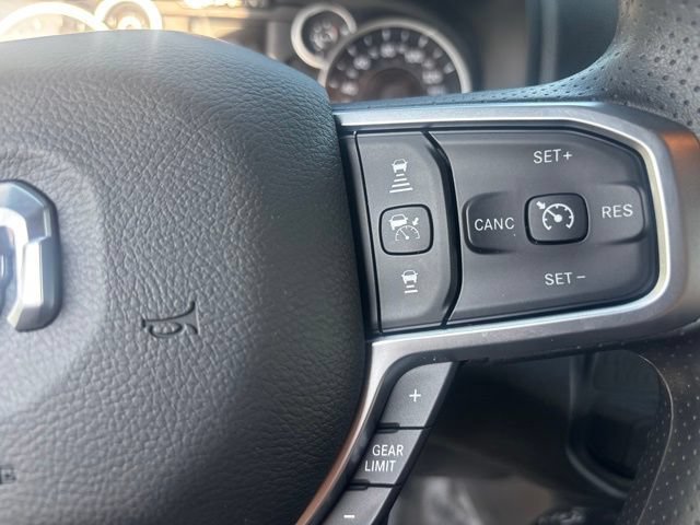 Used 2026 RAM 5500 Tradesman AWD/4WD image 28