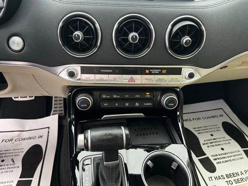 Used 2023 Kia Stinger GT-Line w/ Sun & Sound Package AWD/4WD image 19