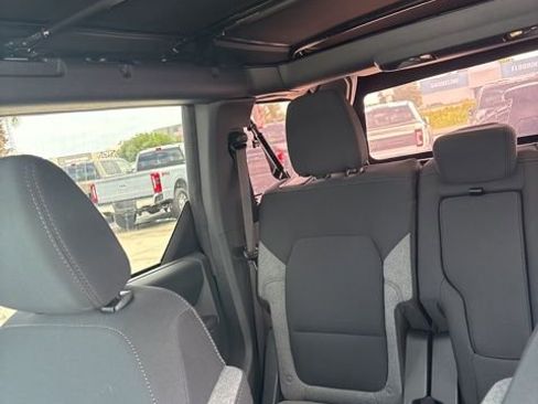 Used 2025 Ford Bronco Big Bend AWD/4WD image 13